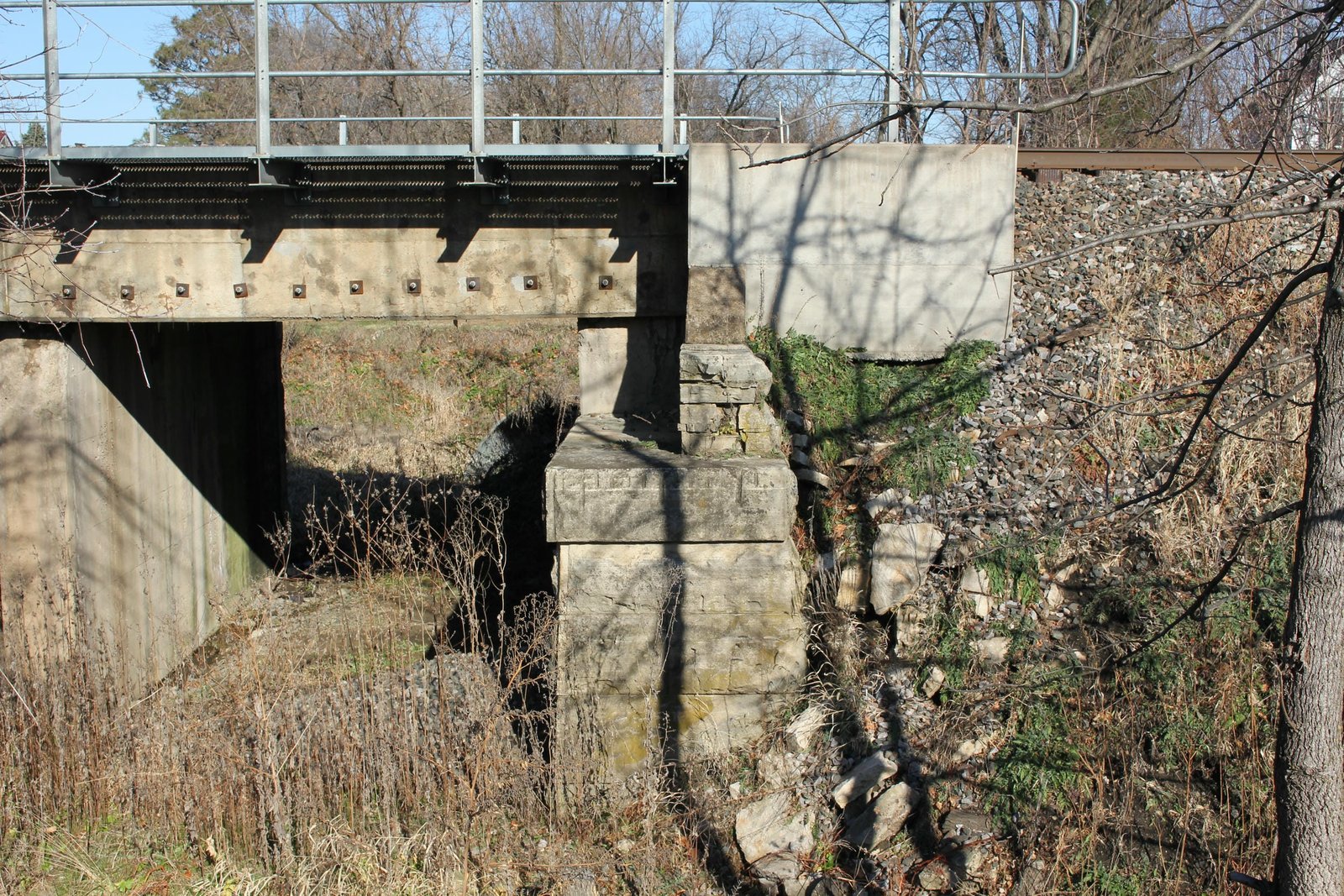 East abutment
